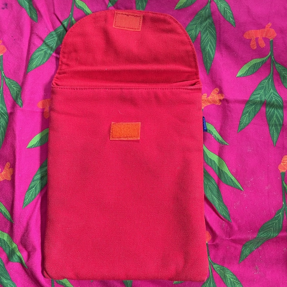 BAGGU Tablet Case - Picture 2 of 5